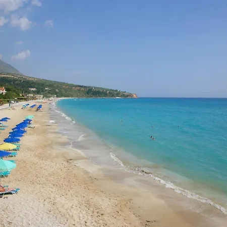 Kefalonia Island بيت للعطل Vlachata