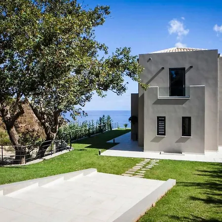 Kefalonia Island بيت للعطل Vlachata